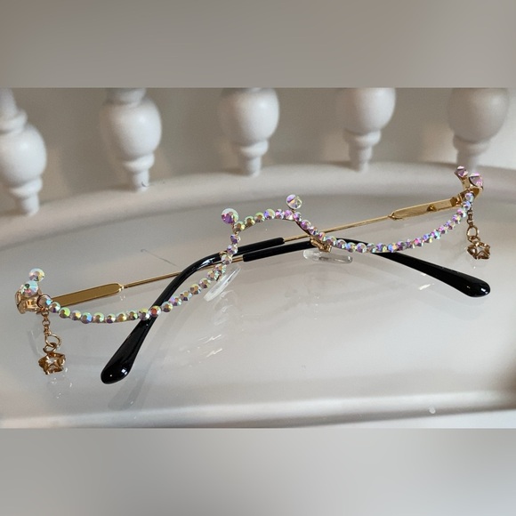 Eye Glasses with Crystals and stars ⭐️✨🪩 Chloe Suede Protective Case Fashion - Picture 4 of 4